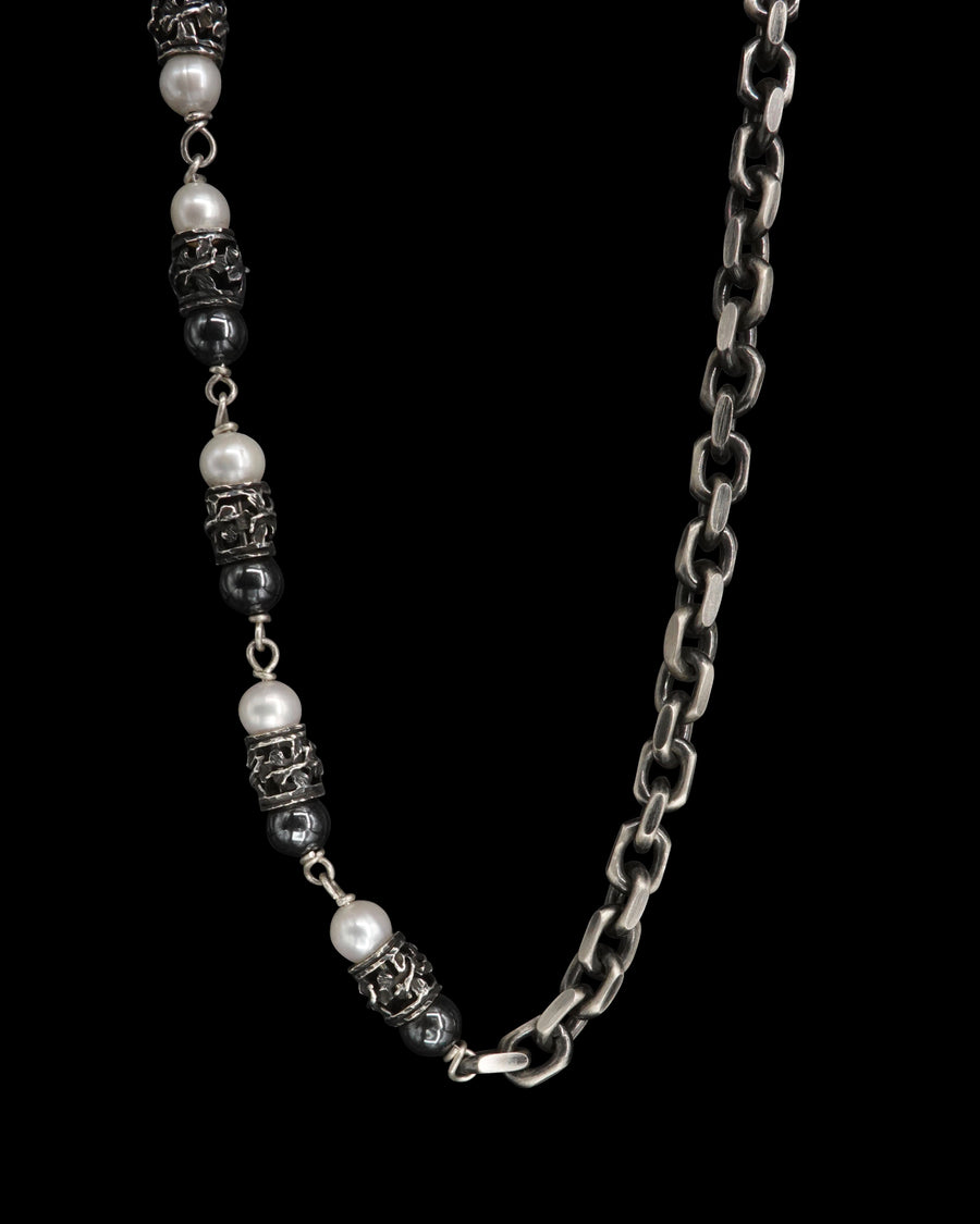 Pearl Mix w/ Oxidized Anchor Link Necklace